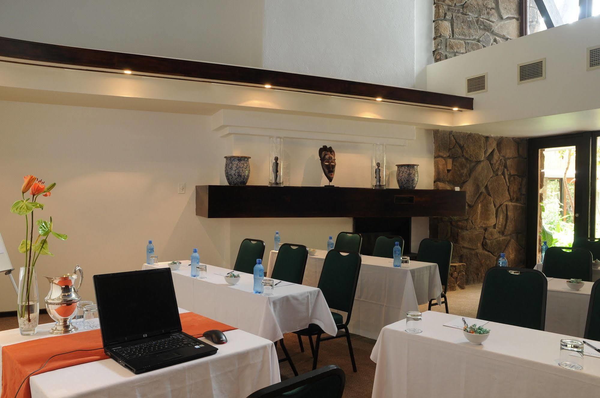 Protea Hotel Winkler White River Ngoại thất bức ảnh
